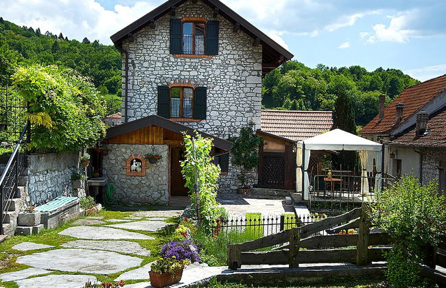 Cottage in Italy With Alpine Fireplace - Foto 29