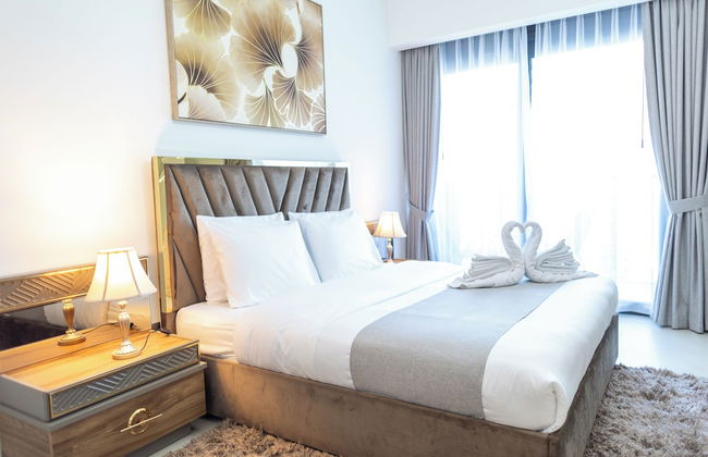 HAPPY SEASON | ACT ONE ACT TWO - Foto 21