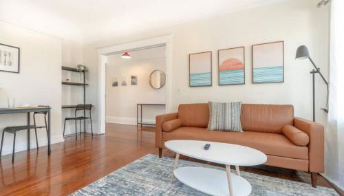 Home and Cottage in Mosswood - Foto 3