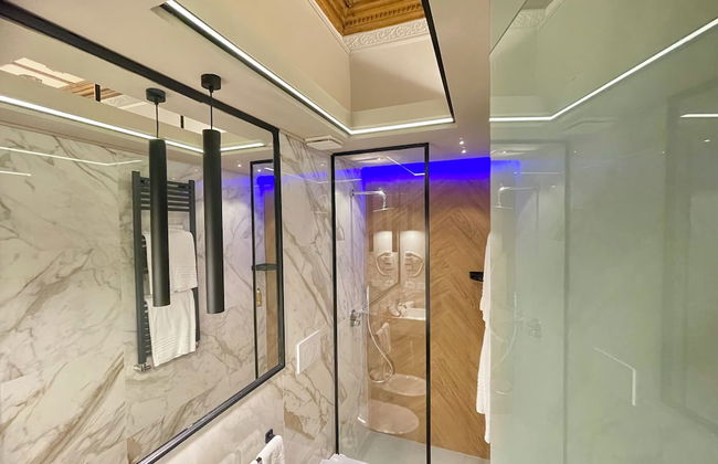 Z-ArchSuites Urbs - Photo 68