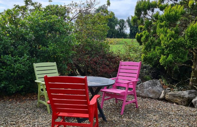 Charming 1-bed Apartment in Barefield - Photo 17