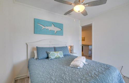Walk to Ocean Surfside Beach Condo with Pool Access - Foto 15