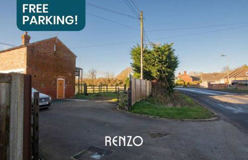 Spacious and Homely 2-bed Home in Lincoln by Renzo, Stunning Countryside Location, Free Parking! - Foto 27