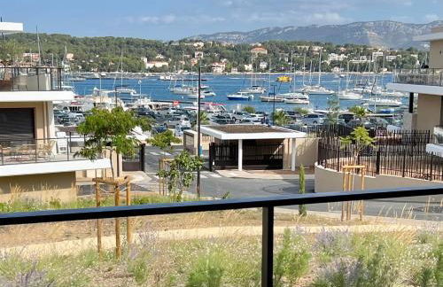 L'apart'83 - T2 classé 5 étoiles - Belle vue sur la baie du Lazaret - Foto 8