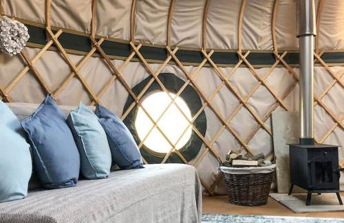 Lake View Yurts - Photo 3