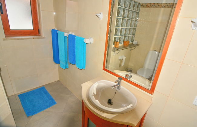 Charming Cottage With 2 Bedrooms in a Seaside Village - Foto 8