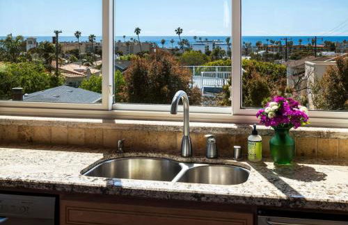 Oceanview Coastal Retreat in Redondo Beach - Foto 17