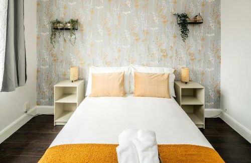 Lovely 3 bed house in Feltham - Foto 27