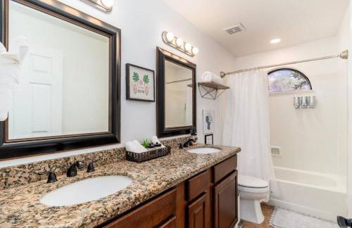 Luxury Scottsdale Retreat Heated Pool and Mini Golf - Foto 45