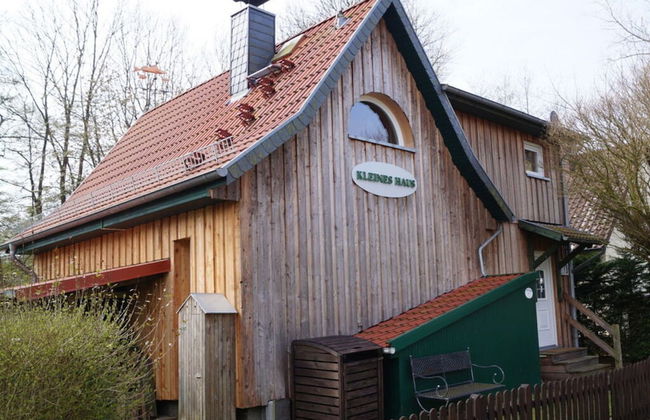 Small House on the Lake - Photo 20