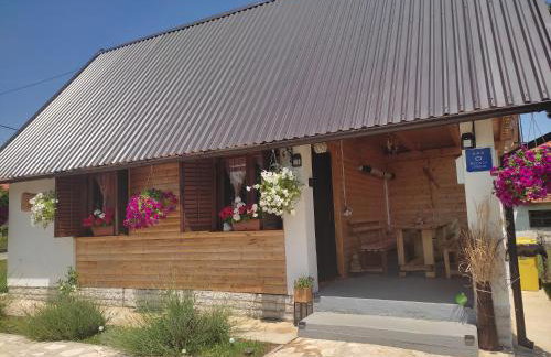Kuća za odmor Antonija - Foto 1