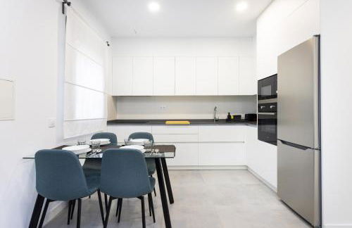 Home2Book Modern Apt Indoor Terrace, La Laguna - Foto 1