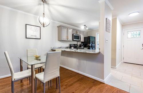 Modern 2 en suite townhome near DT Raleigh - Foto 9