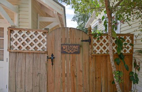 Apothecary - Upper Unit Downtown 2BR - Foto 11