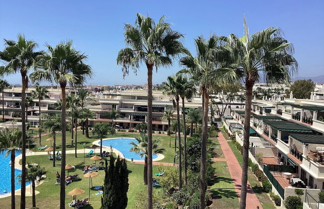 Marbella Retreat - 2 Beds - Sleeps 5 - Pool - Foto 1