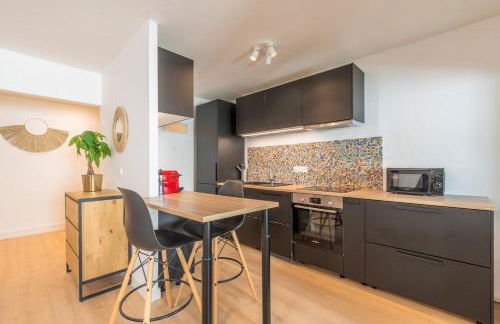 Spacious apartment with balcony and parking - Foto 6