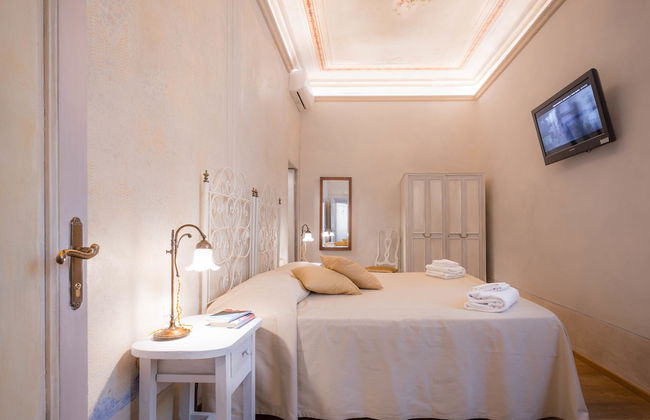 Novella House - Photo 4