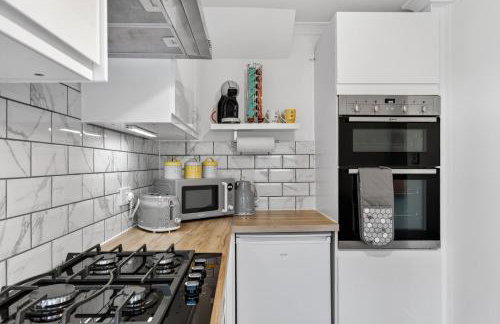 The Hide - Suburban Terraced Home - Foto 9