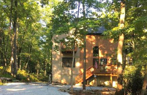 Cozy Vacation Rental for 10 with a Fire Pit in Jim Thorpe, Pennsylvania - Photo 13