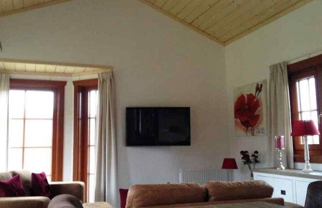 2 bedroom House in Brunssum with terrace - Photo 1