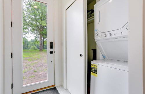 Lakefront Catskills Container Home Private Lake - Foto 19