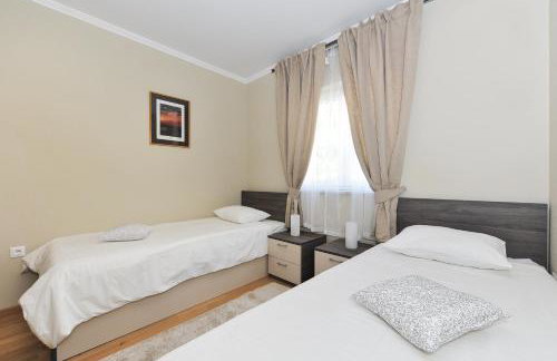 Apartmani Perić 1 Meka Draga - Foto 36