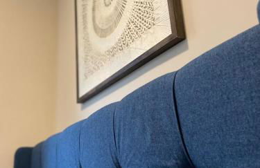 2 BR City Sanctuary - 5 Mins to Historical Salem! - Photo 9