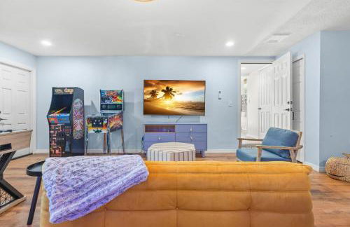 Family Oasis - Pool Hot Tub Games & Near Beach - Foto 38