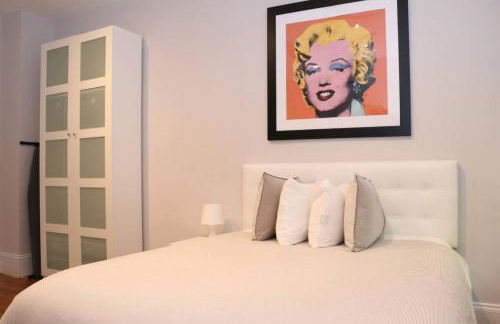 A Stylish Stay w/ a Queen Bed, Heated Floors.. #25 - Foto 8