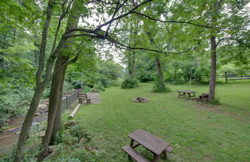 Tranquil Creekside Cabin in Dutch Country! - Foto 26