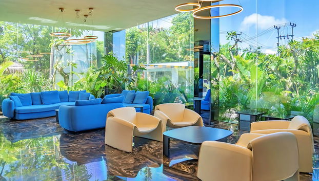 The One Umalas - Foto 3, Recepción