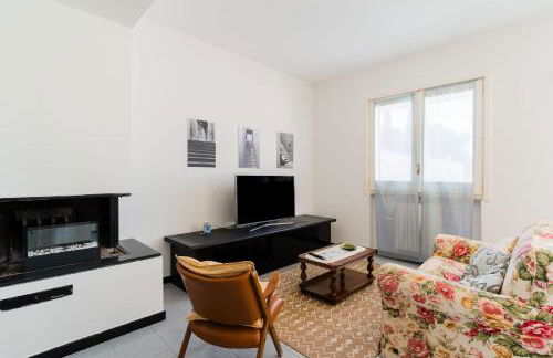 Intera casa ad uso esclusivo con 3 camere 2 bagni giardino wifi parcheggio lavatrice microonde barbecue macchina caffè - Foto 4