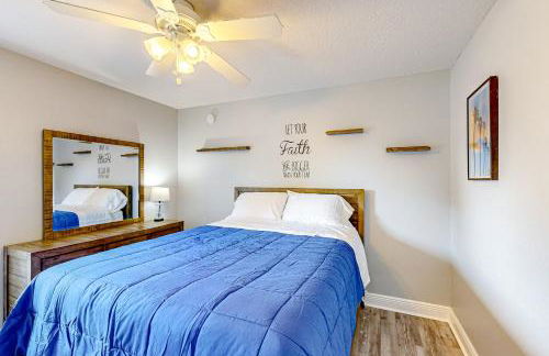 Poolside Oasis! Family-Friendly Summerfield Escape - Foto 29