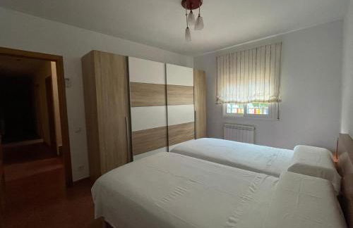 Pet-Friendly Villa with Pool - Foto 14