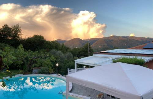 La casa nel verde con piscina - Photo 1