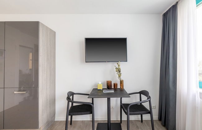 Limehome Köln Friesenplatz - Foto 8