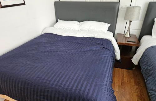 Club Salon Sleeps 10-20 Free Parking & TV - Foto 13