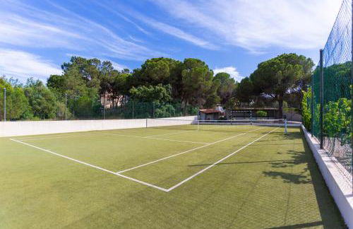 Exceptional Villa with Pool, Tennis Court, Games Room - Foto 43