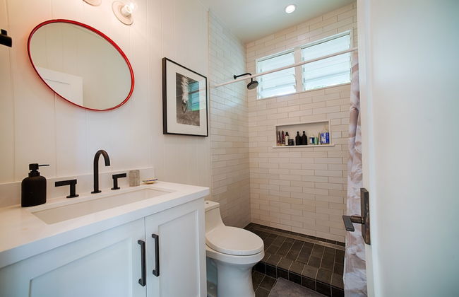 Hanalei Beach House 5 Bedroom Home by RedAwning - Photo 34