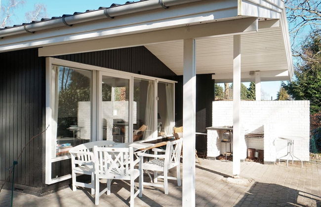 5 Person Holiday Home in Melby - Foto 10