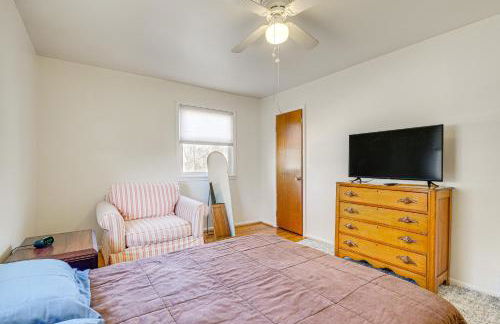 Work and Play Near DC Extended Stay with Large Yard - Foto 14