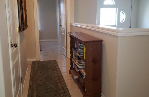 The Monarch - Foto 32