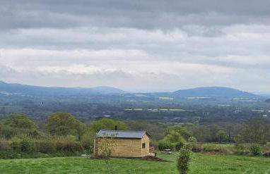 Wye Valley Cabin - Photo 1