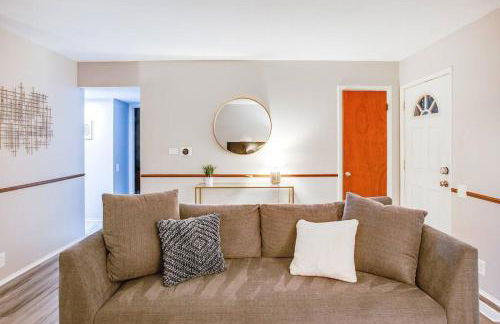 Modern Cozy Home 4 min Drive from Notre Dame - Foto 21