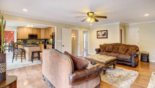 Louisville Area Home Deck, Fire Pit, Creek! - Foto 5