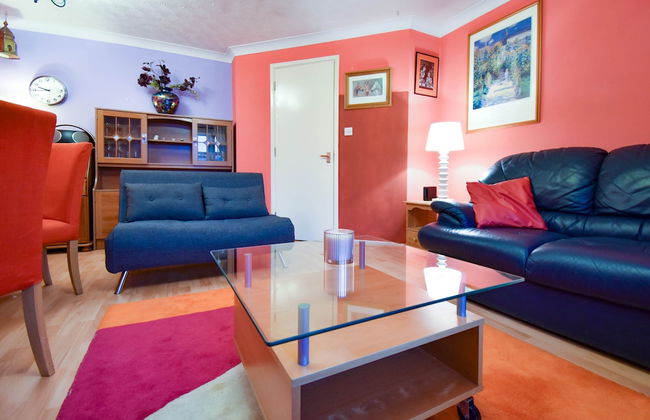 Large 3 Bed Sleep 6 Central MK - Foto 1