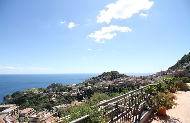 Fontana Vecchia Seaview Apartment - Foto 24