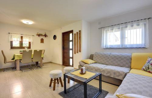 Ferienhaus mit Badminton- und Minifussballplatz - Foto 7