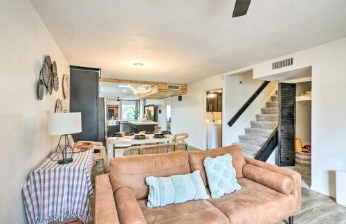 Patio and Workspace Litchfield Park Vacation Rental - Foto 4