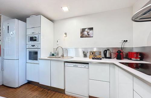 Superbe LOFT centre-ville - Sauna - parking privé -Clim- 1 à 10personnes - Foto 55